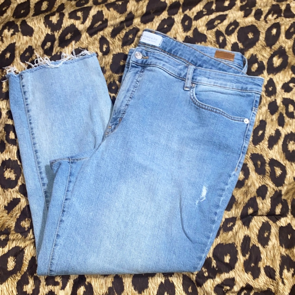 Women's Distressed Blue Jeans